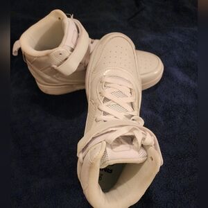 AND1 Men's White High-Top Sneakers